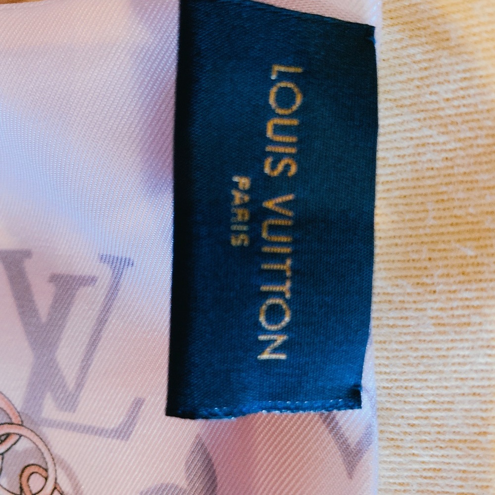 Louis Vuitton Bandeau/Scarf - Picture 4 of 4
